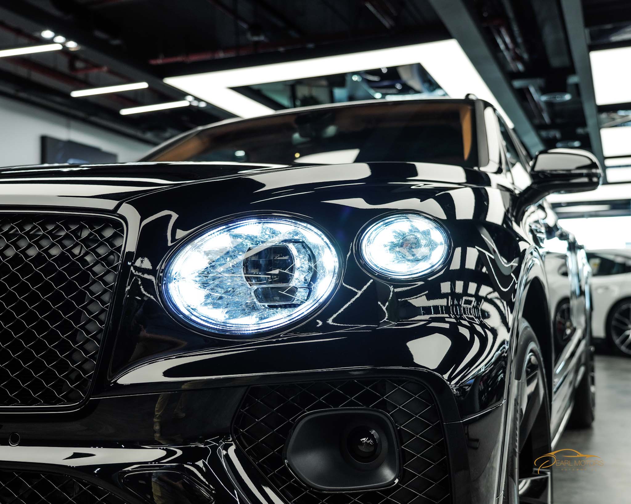 Bentley Bentayga Azure V8