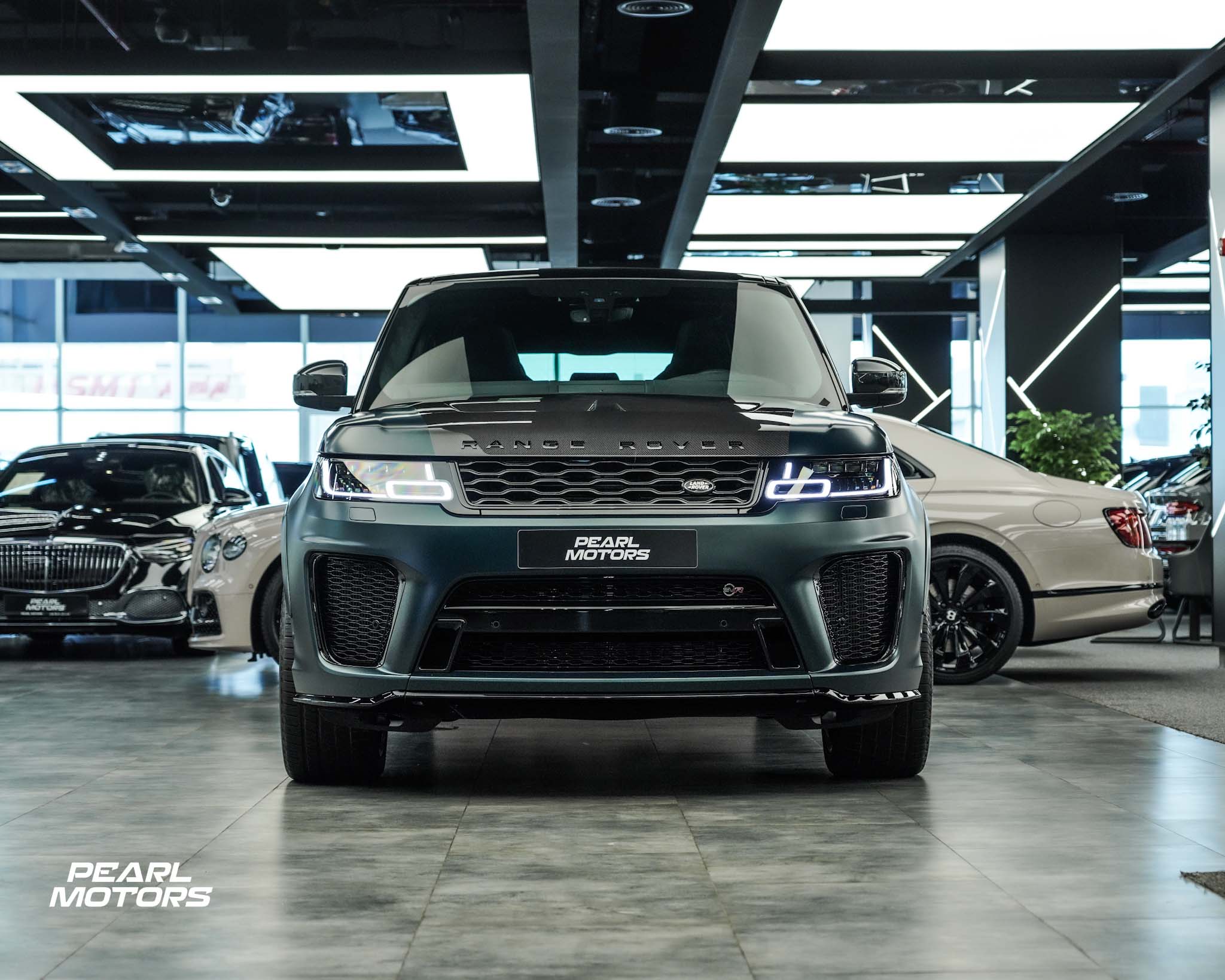 Range Rover SVR - Carbon 